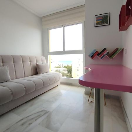 Atico Duplex Con Vistas Al Mar. Dos Plazas De Garaje Apartment Торемолинос Екстериор снимка