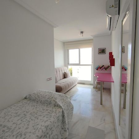 Atico Duplex Con Vistas Al Mar. Dos Plazas De Garaje Apartment Торемолинос Екстериор снимка