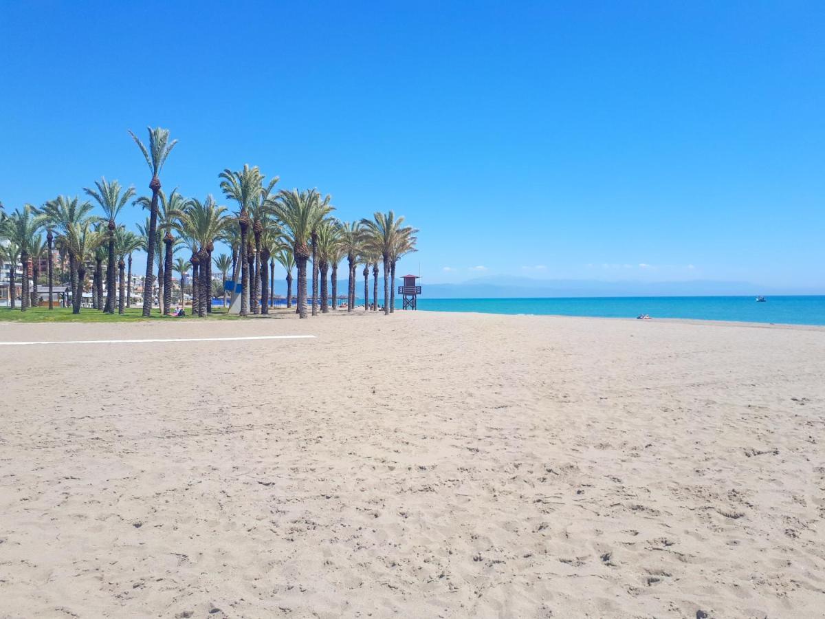 Atico Duplex Con Vistas Al Mar. Dos Plazas De Garaje Apartment Торемолинос Екстериор снимка