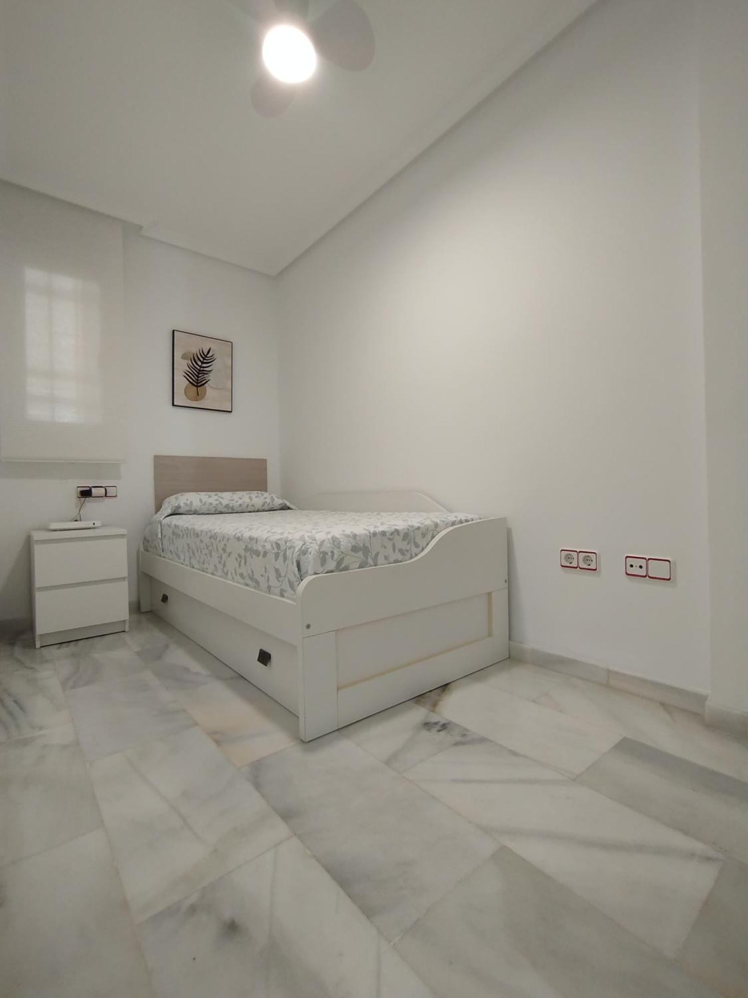 Atico Duplex Con Vistas Al Mar. Dos Plazas De Garaje Apartment Торемолинос Екстериор снимка